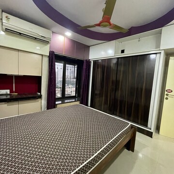 Bedroom in 2 BHK Apartment at Goregaon East – for Rent