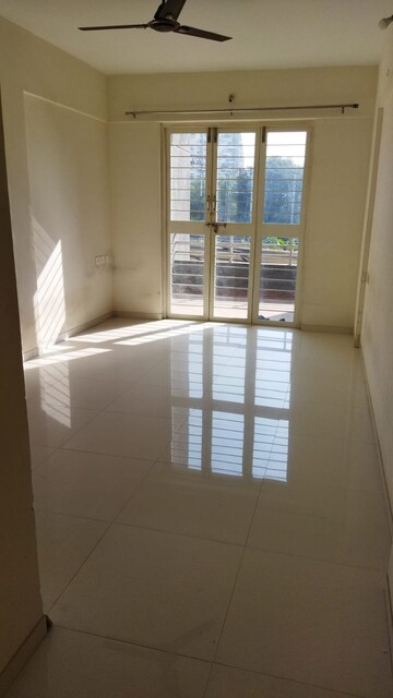 Bathroom in 2 BHK Apartment at Sonigara Opal, Chinchwad – for Rent