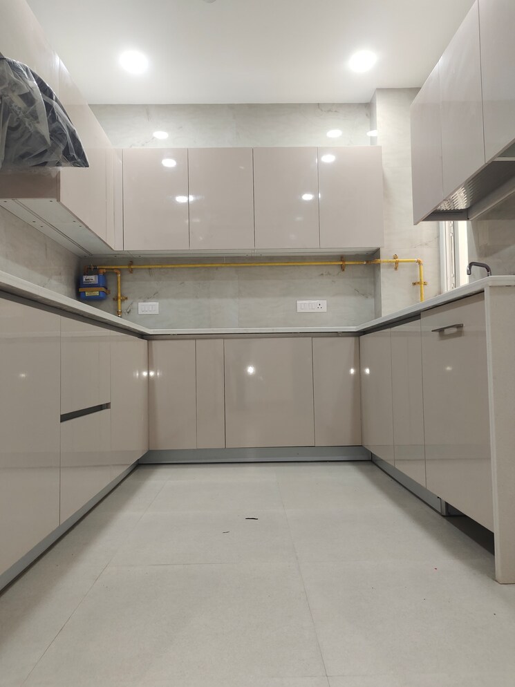 Kitchen, greater kailash 3 Bedroom 1800 Sq.Ft. Builder Floor In Greater Kailash Delhi 9050795