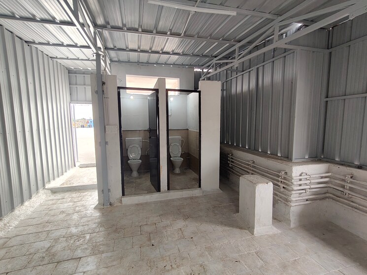  Parking, thyagaraya nagar Commercial Office Space in IT/SEZ 6000 Sq.Ft. In Thyagaraya Nagar Chennai 9050812