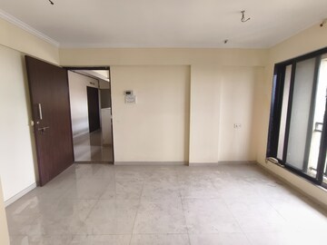 Room in 1 BHK Apartment at Raunak Unnathi Woods Phase 7 A And B, Ghodbunder Road – for Sale