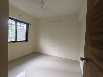 Room in 2 BHK Apartment at K M Horizon Palms III, Owale – for Rent