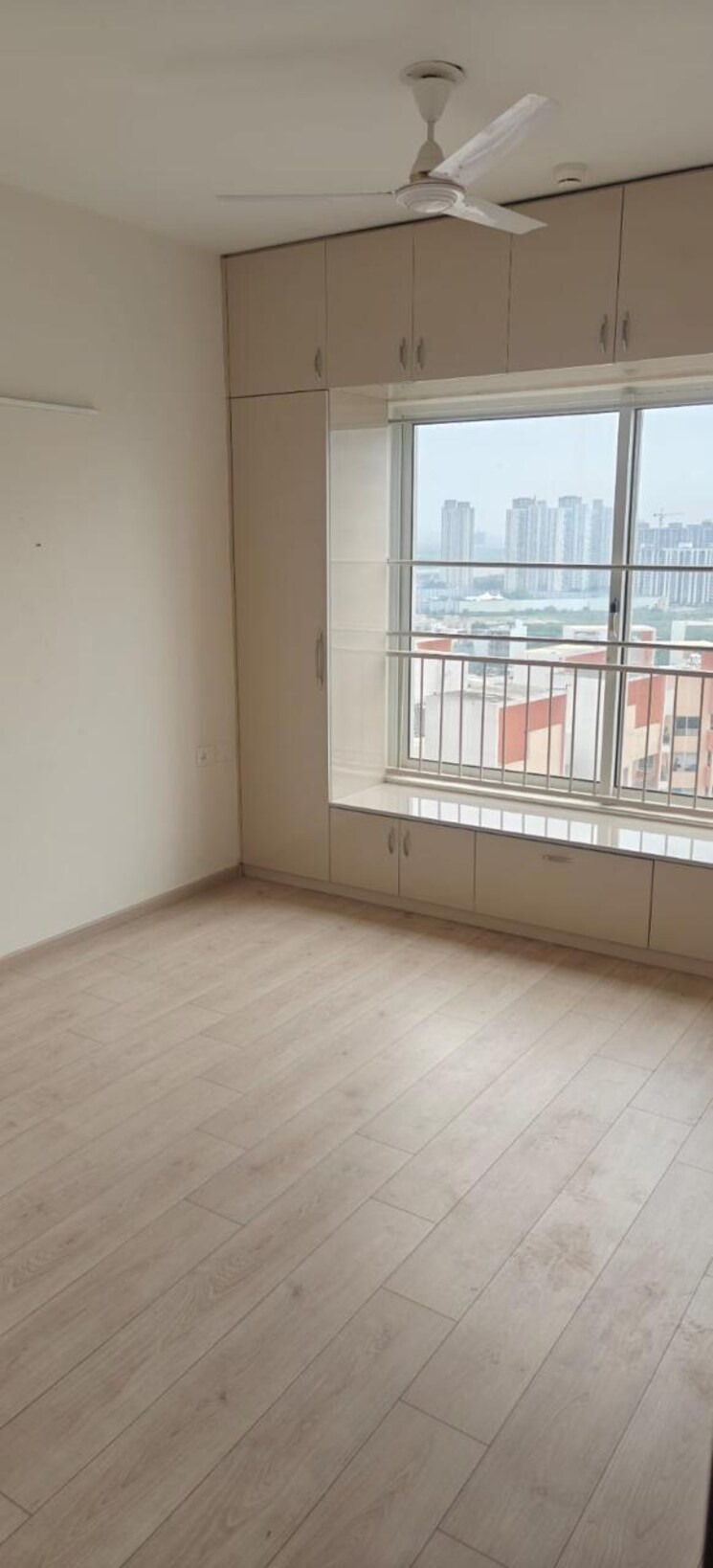 Balcony, shapoorji-pallonji-joyville-gurgaon 3 Bedroom 1852 Sq.Ft. Apartment In Sector 102 Gurgaon 9050825