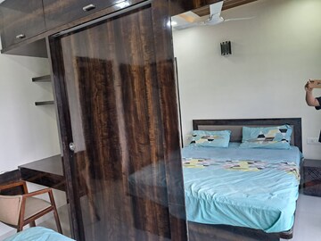 Master Bedroom in 1 BHK Apartment at Crescent Landmark, Andheri East – for Rent