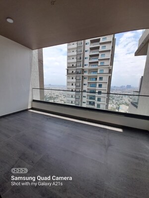 Room in 4 BHK Apartment at Aparna One, Shaikpet – for Sale