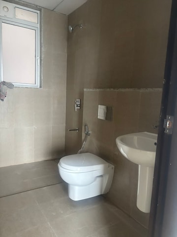 Bathroom in 1 BHK Apartment at Crescent Landmark, Andheri East – for Rent