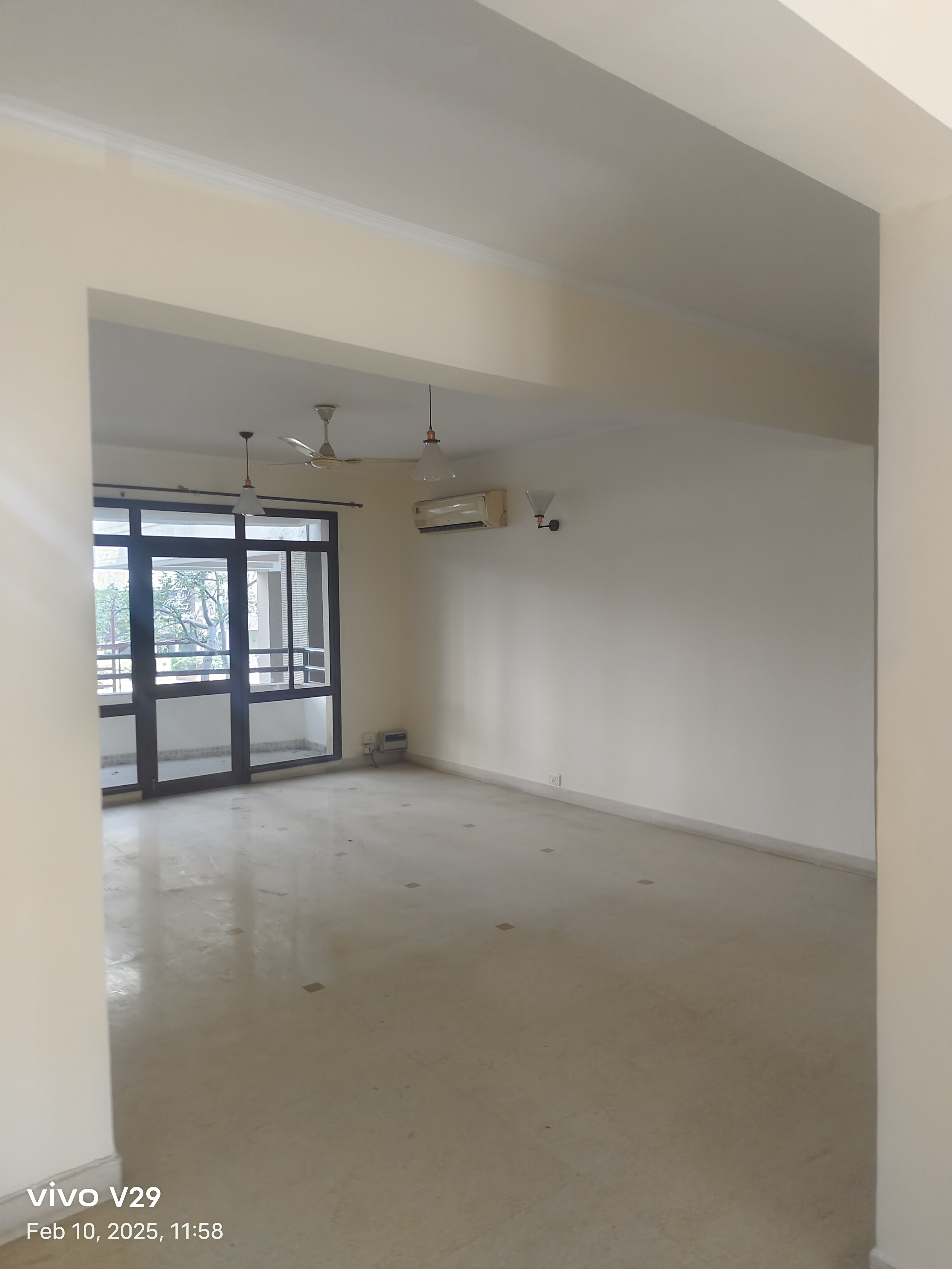 3 BHK + Servant Room Apartment For Rent in Vipul Belmonte