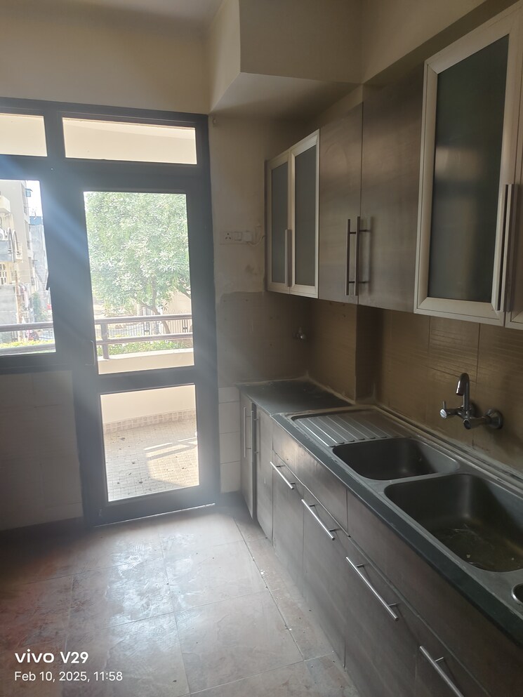 Kitchen, vipul-belmonte 3 Bedroom 2450 Sq.Ft. Apartment In Sector 53 Gurgaon 9050840