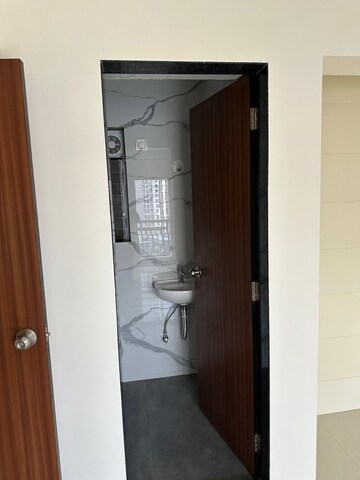 Room in 1 BHK Apartment at Raunak Bliss, Ghodbunder Road – for Rent