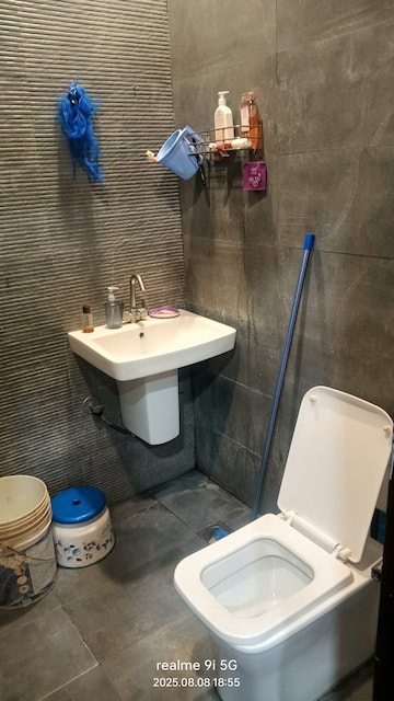 Bathroom in 3 BHK Apartment at Ambala Highway – for Sale