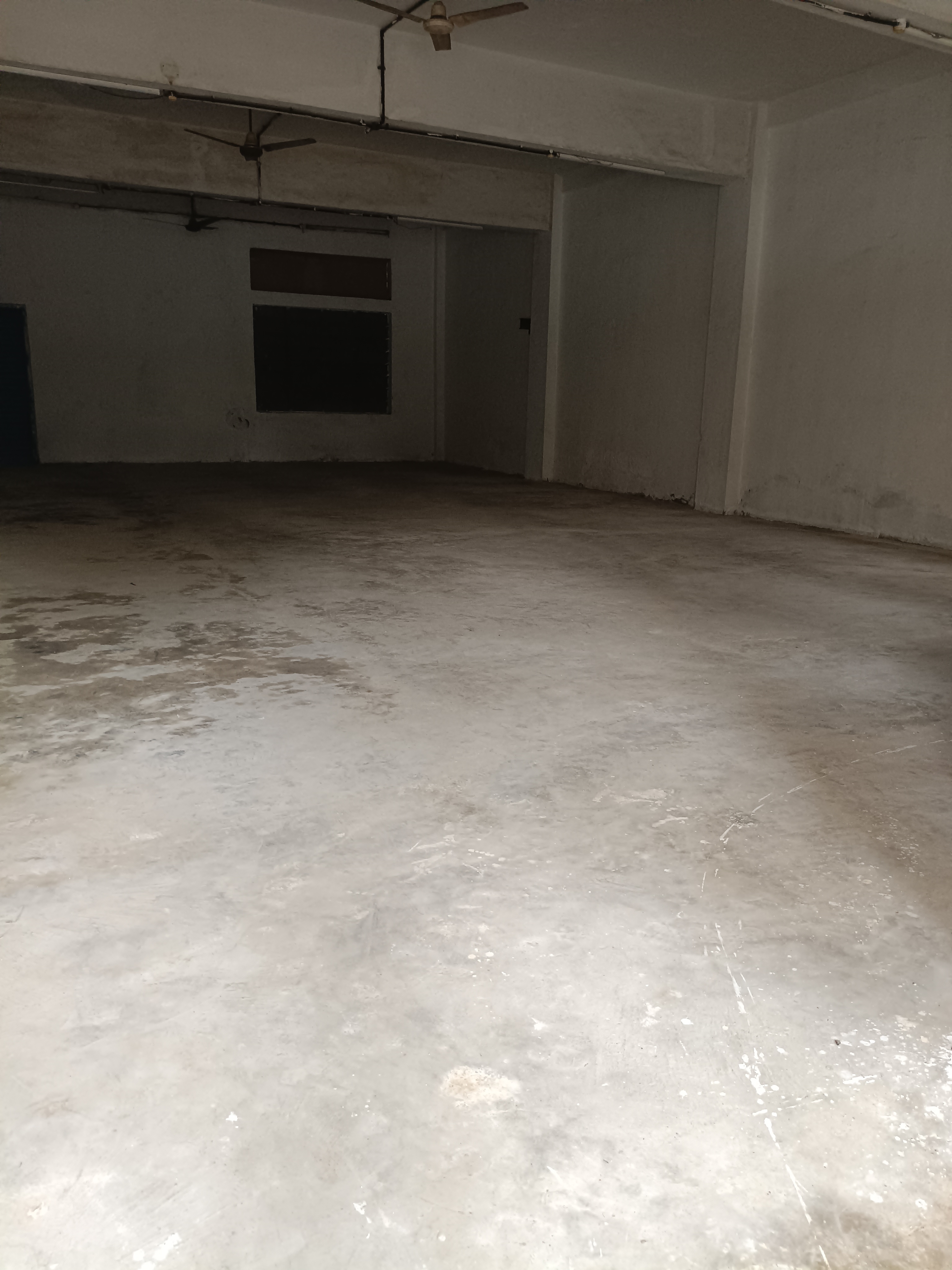 Warehouse For Rent in Goregaon East