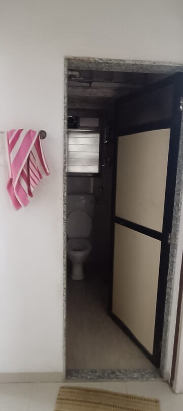 Furnished Amenities in 2 BHK Apartment at Kurla East – for Rent