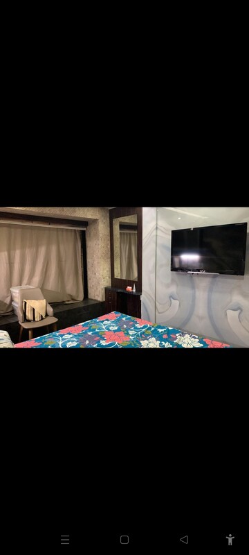 Bedroom in 2 BHK Apartment at Venus Apartments Worli, Worli – for Rent