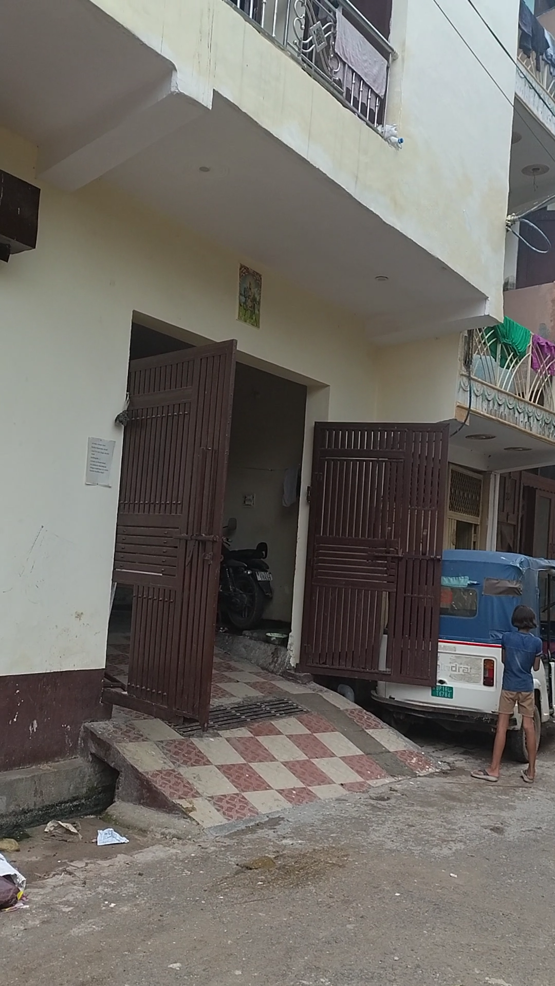 6+ BHK Independent House For Sale in 14 Room Home 