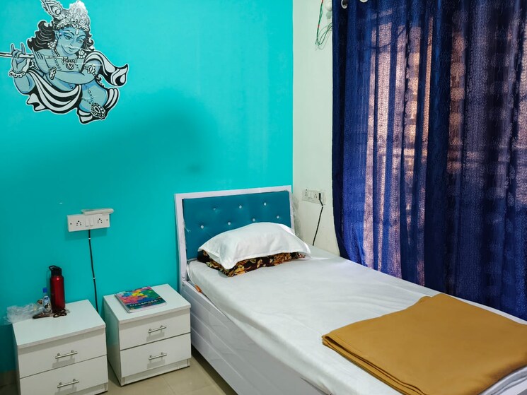 Bedroom, siddharth nagar Pg For Boys & Girls In Siddharth Nagar 9050972