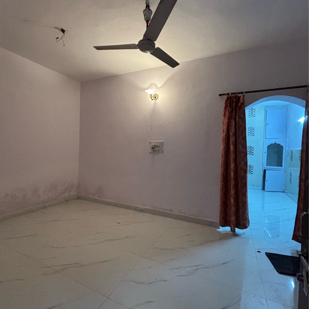 1 BHK + Servant Room Builder Floor For Rent in Anupam Complex, Mein Sake