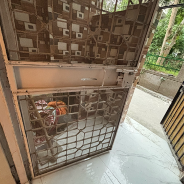 Balcony in 1 BHK Builder Floor at Anup Nagar – for Rent