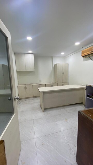 Team Area in  Shop at Andheri West – for Rent