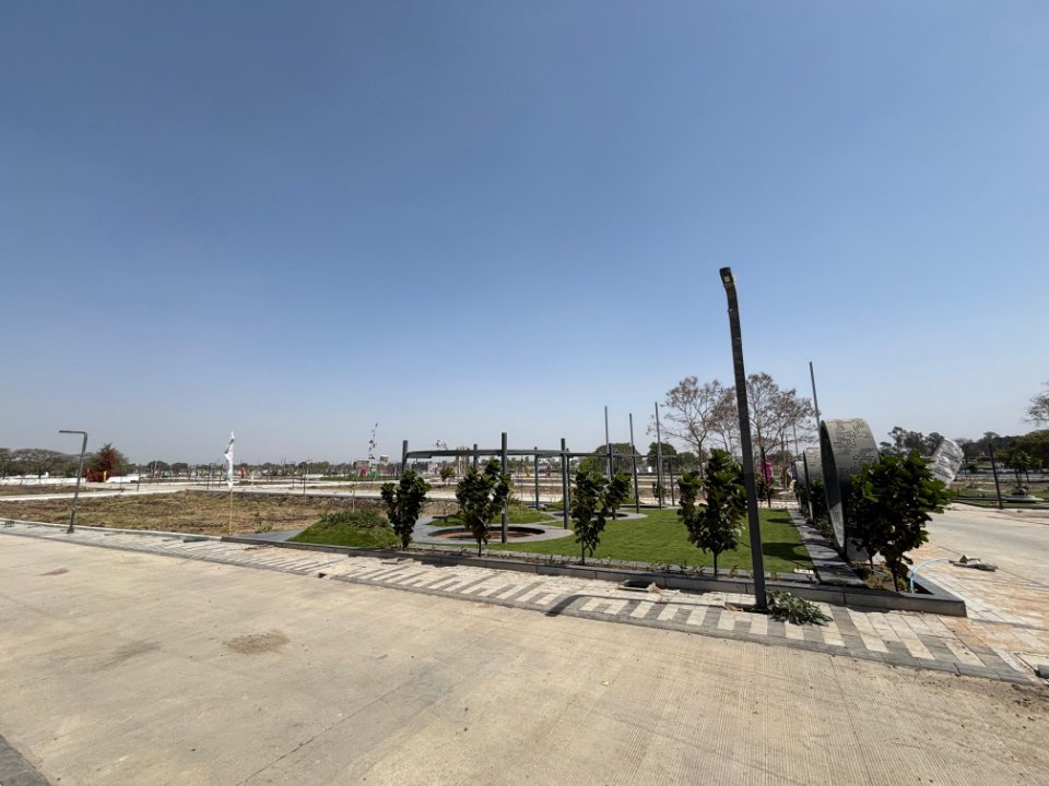 Plot For Sale in Jetpura