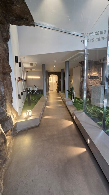 Floor Plan in  Showroom at Andheri West – for Rent