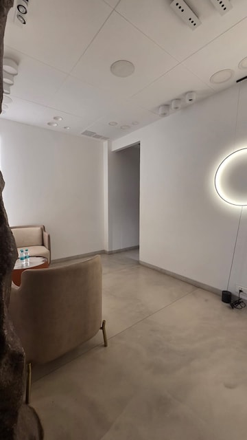 Floor Plan in  Showroom at Andheri West – for Rent