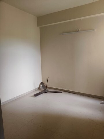 2 BHK Apartment For Rent in ROF Aalayas, Sector 102