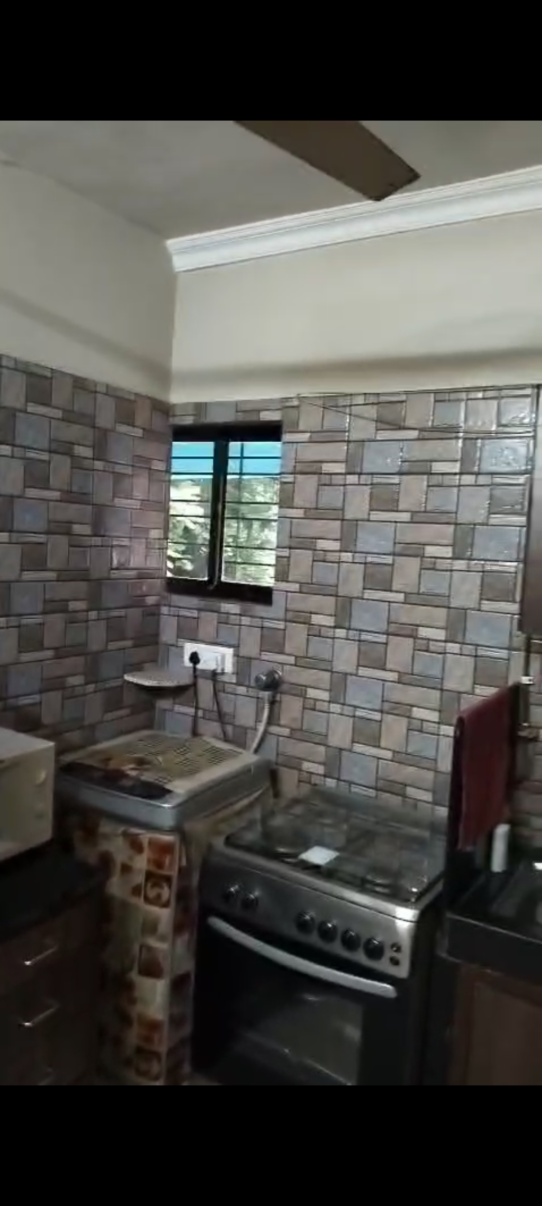 1 BHK 600 Sq.Ft. Apartment in Vaibhav Apartment Prabhadevi