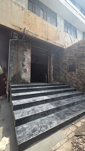  Showroom – Exterior View View at Andheri West - for Rent