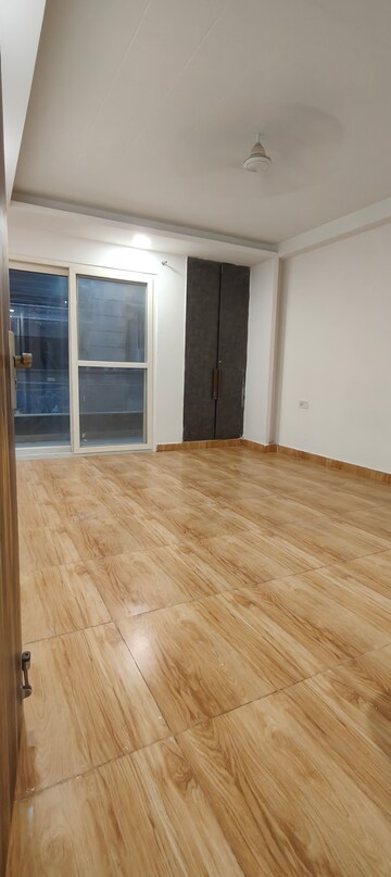 3 BHK Builder Floor For Rent in Chattarpur