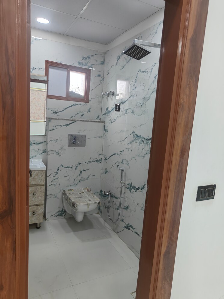 Bathroom, saviour-green-arch 2 Bedroom 860 Sq.Ft. Apartment In Tech Zone 4 Greater Noida Greater Noida 9051084
