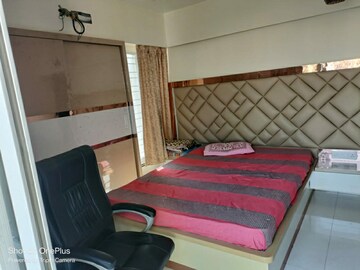 Bedroom in 2 BHK Apartment at Kothrud – for Rent