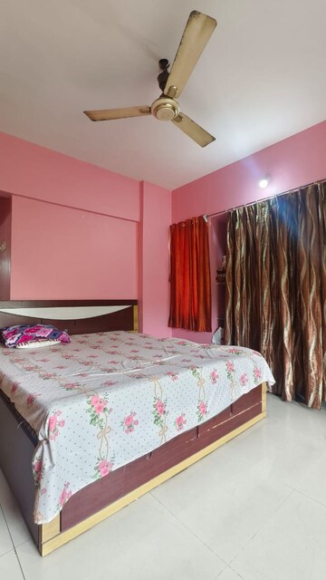 Bedroom in 2 BHK Apartment at Dosti Group Maitri Vatika, Kalwa – for Sale