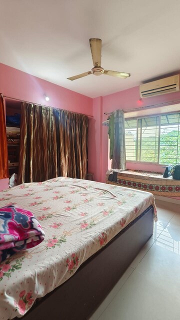 Bedroom in 2 BHK Apartment at Dosti Group Maitri Vatika, Kalwa – for Sale