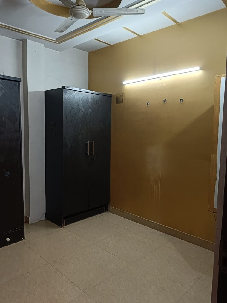 Room, govindpuri 2 Bedroom 580 Sq.Ft. Builder Floor In Govindpuri Delhi 9051124