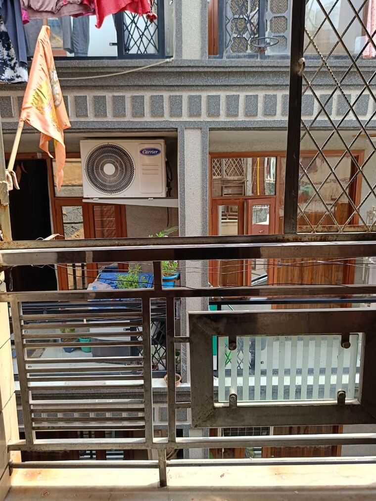 Exterior View, govindpuri 2 Bedroom 580 Sq.Ft. Builder Floor In Govindpuri Delhi 9051124