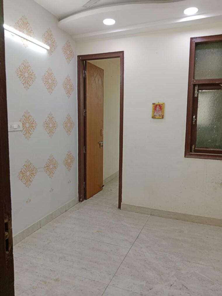 Room, govindpuri 3 Bedroom 920 Sq.Ft. Builder Floor In Govindpuri Delhi 9051130