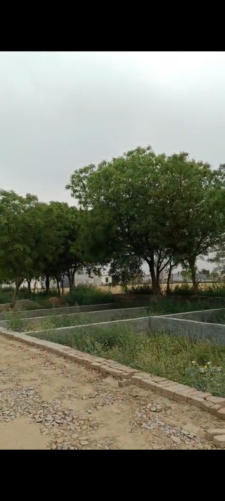 undefined, happy-home-noida  82 Sq.Yd. Plot In Sector 73 Noida 9051146