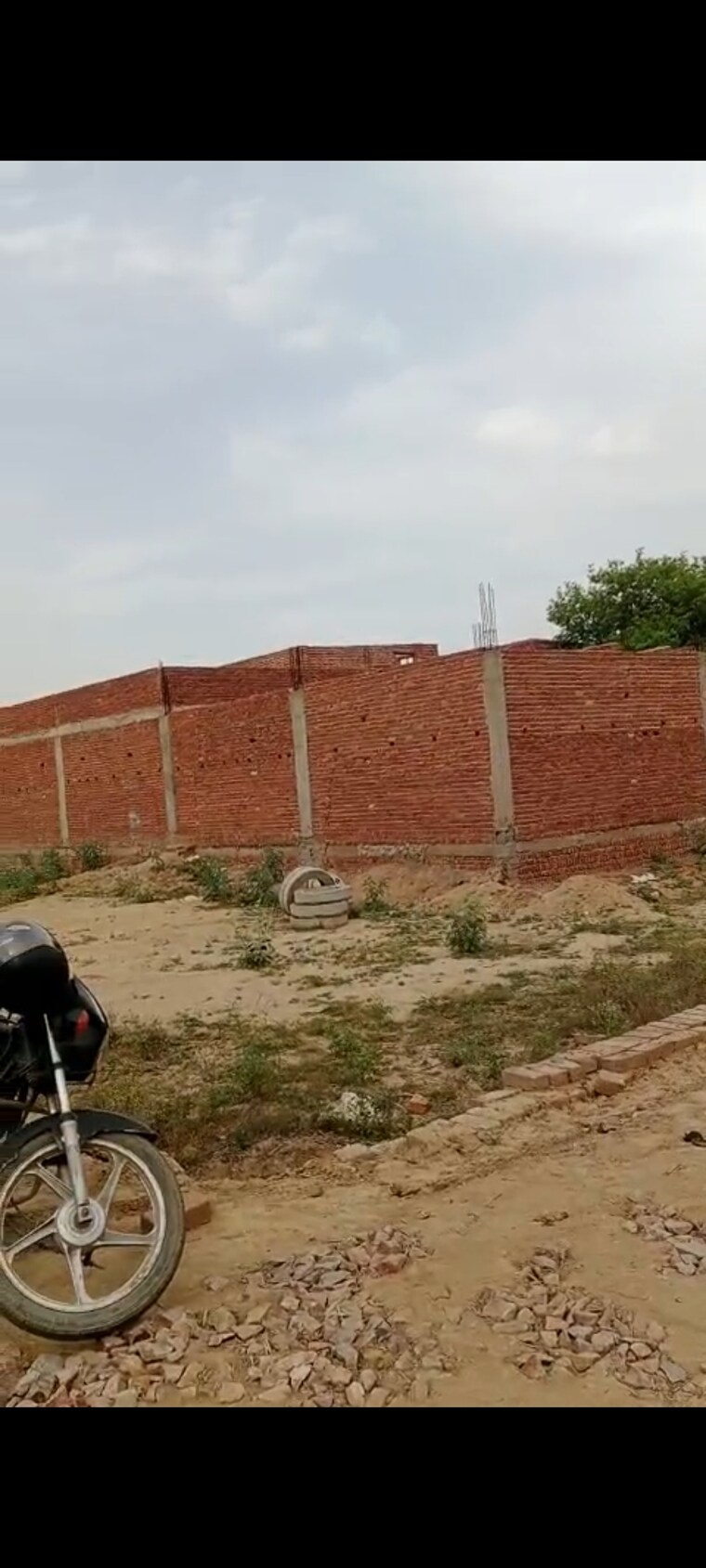 undefined, happy-home-noida  82 Sq.Yd. Plot In Sector 73 Noida 9051146