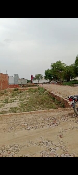 Plot Area in  Plot at Arun Vihar Sector 37, Sector 37 – for Sale