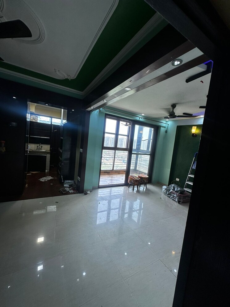 Room, tulip-white 3 Bedroom 1326 Sq.Ft. Apartment In Sector 69 Gurgaon 9051164