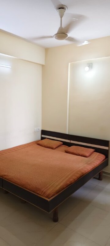Room in 2 BHK Apartment at Yash Pinnacle, Paldi – for Sale