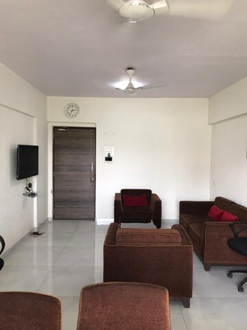 1 BHK Apartment For Rent in K Raheja Heights, Malad East
