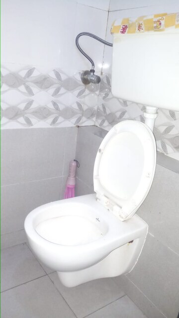 Bathroom in 1 BHK Apartment at Sai Sadan CHS Goregaon, Goregaon East – for Rent