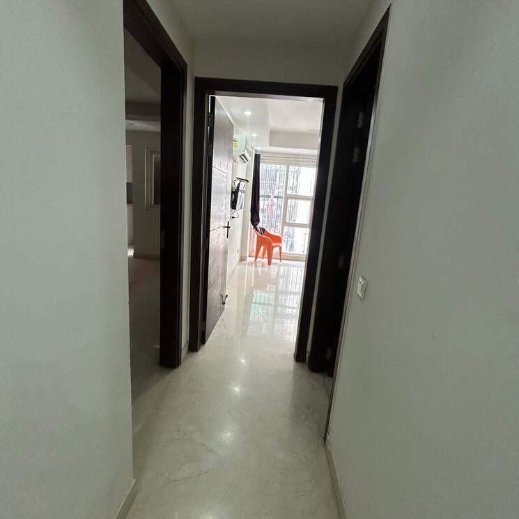 Other, south extension i 4 Bedroom 2000 Sq.Ft. Builder Floor In South Extension I Delhi 9051268