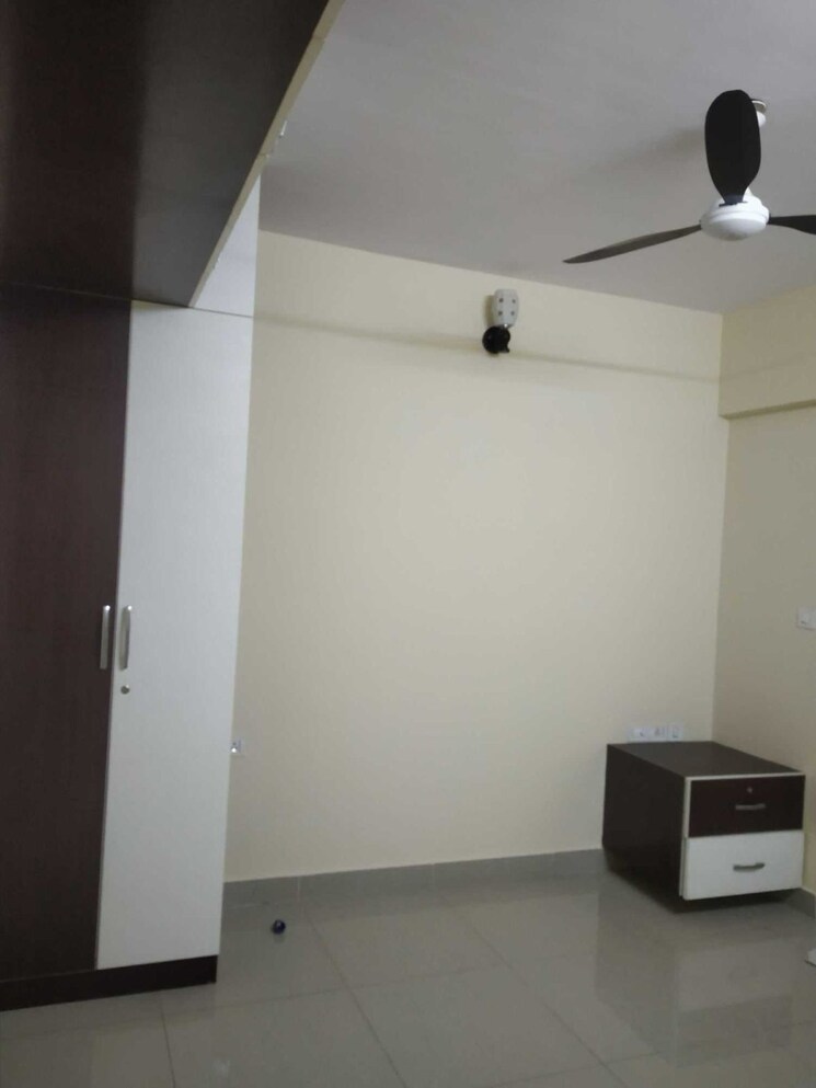 Room, confident-phoenix 3 Bedroom 1071 Sq.Ft. Apartment In Kasavanahalli Bangalore 9051272