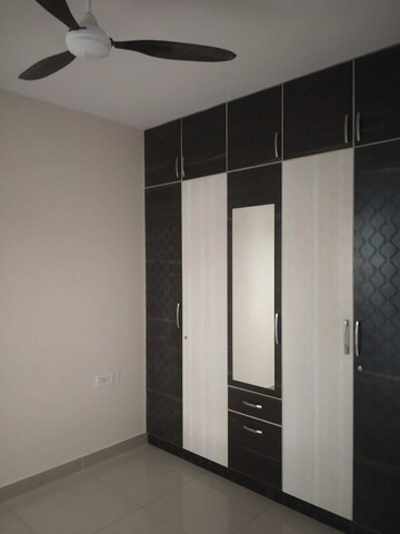 Room in 3 BHK Apartment at Confident Phoenix, Kasavanahalli – for Rent
