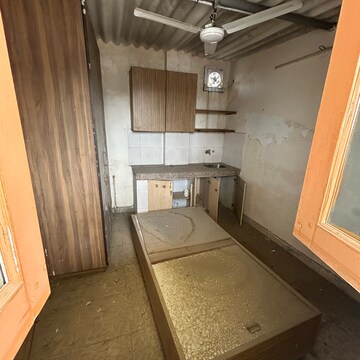 Bedroom in 3 BHK Builder Floor at South Extension I – for Sale