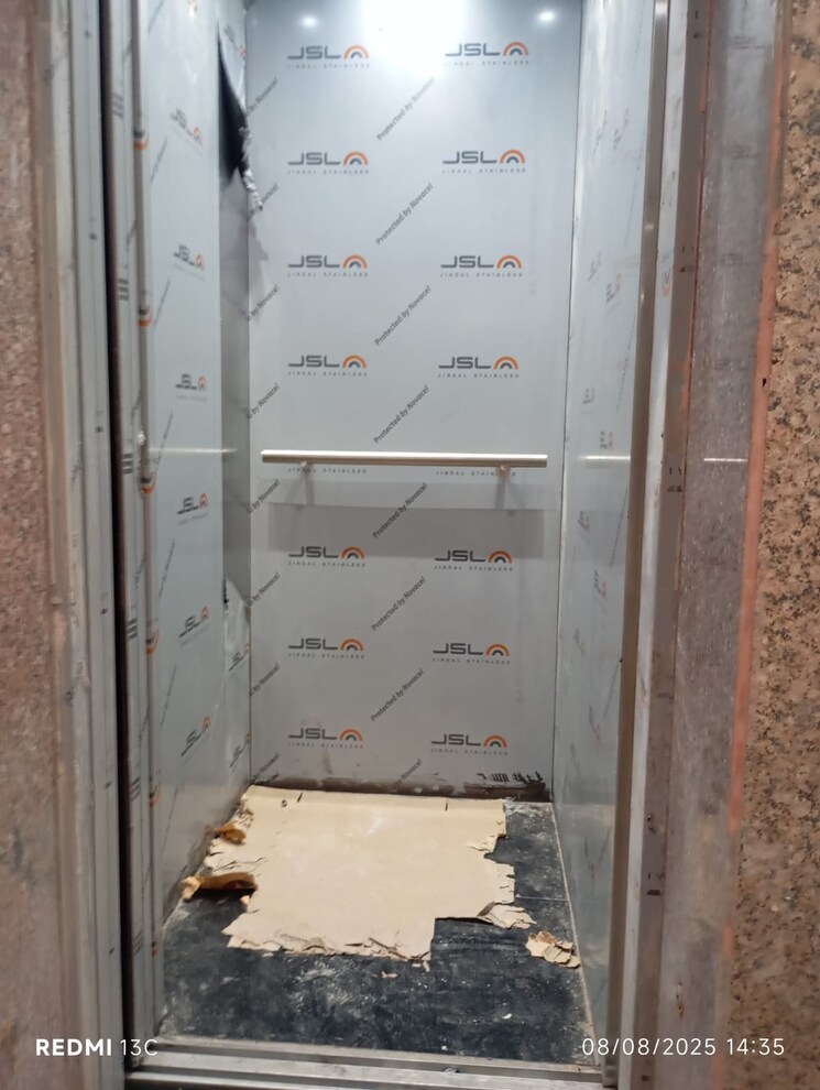 Bathroom, esteem-complex 1 Bedroom 400 Sq.Ft. Builder Floor In Savitri Nagar Delhi 9051337