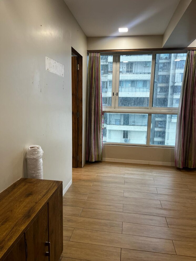 Room, chikoowadi 4 Bedroom 1805 Sq.Ft. Apartment In Chikoowadi Mumbai 9051349