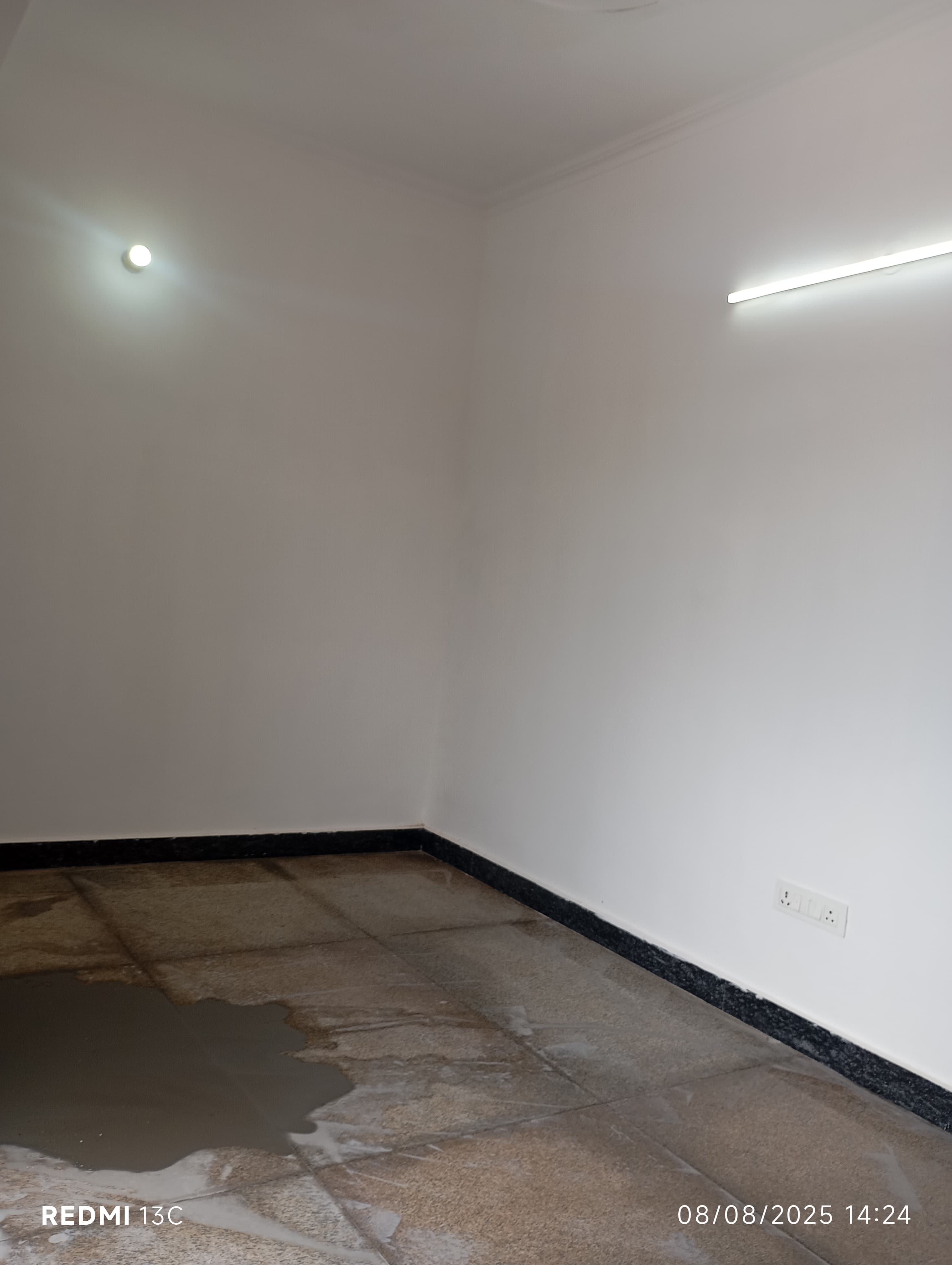 1 BHK + Extra Room Builder Floor For Rent in Esteem Complex